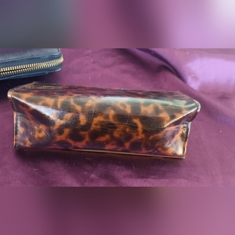 Tory Burch Black Leather Wallet with Gold Accent - Picture 14 of 16